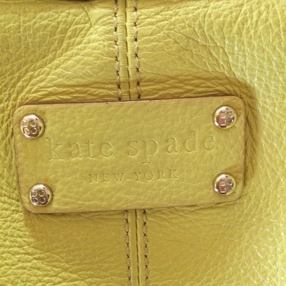 Kate Spade Yellow Pebble Leather Hobo Shoulder Zipper Handbag tassel Zipper - Picture 3 of 15